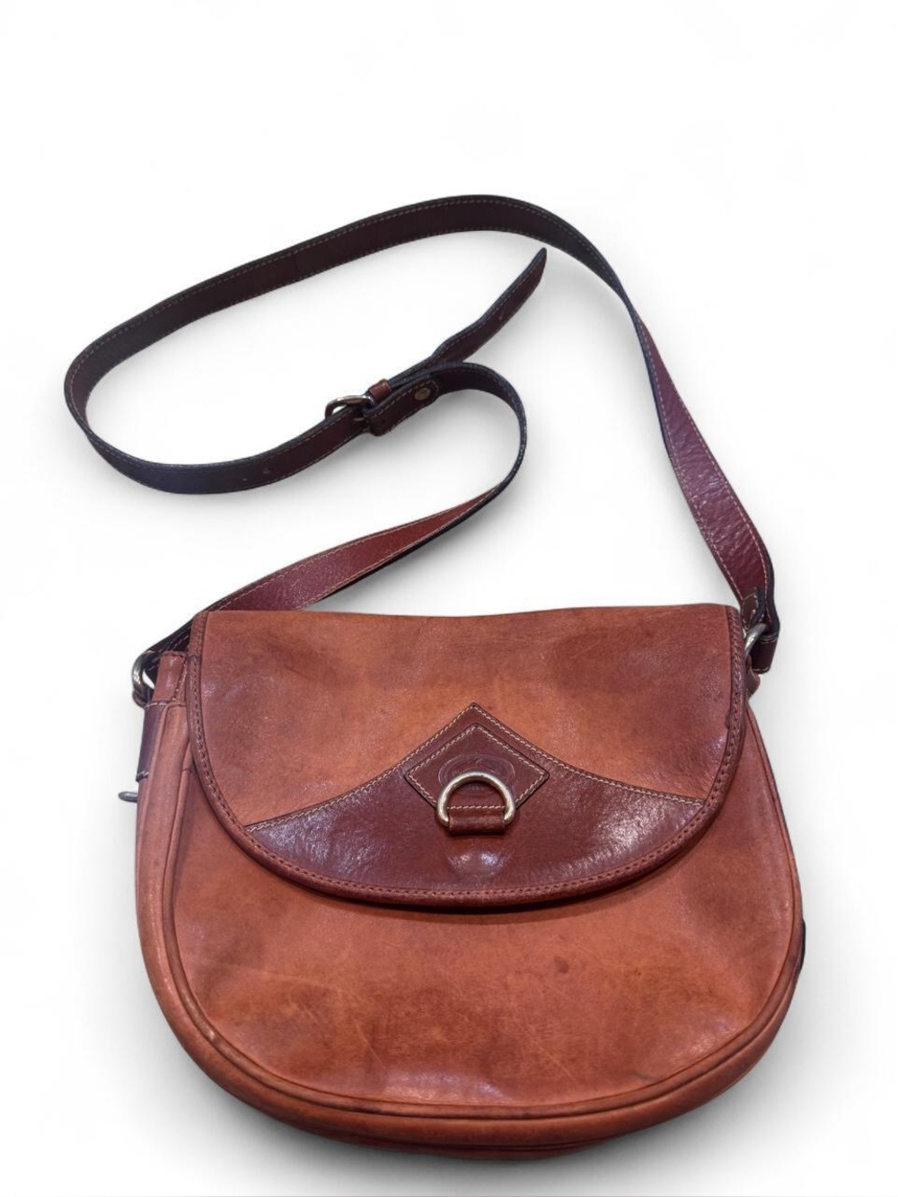 Vintage Defino Classic Brown Leather Crossbody with Ring Detail